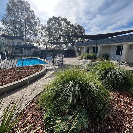Ryley Motor Inn Wangaratta Exterior foto